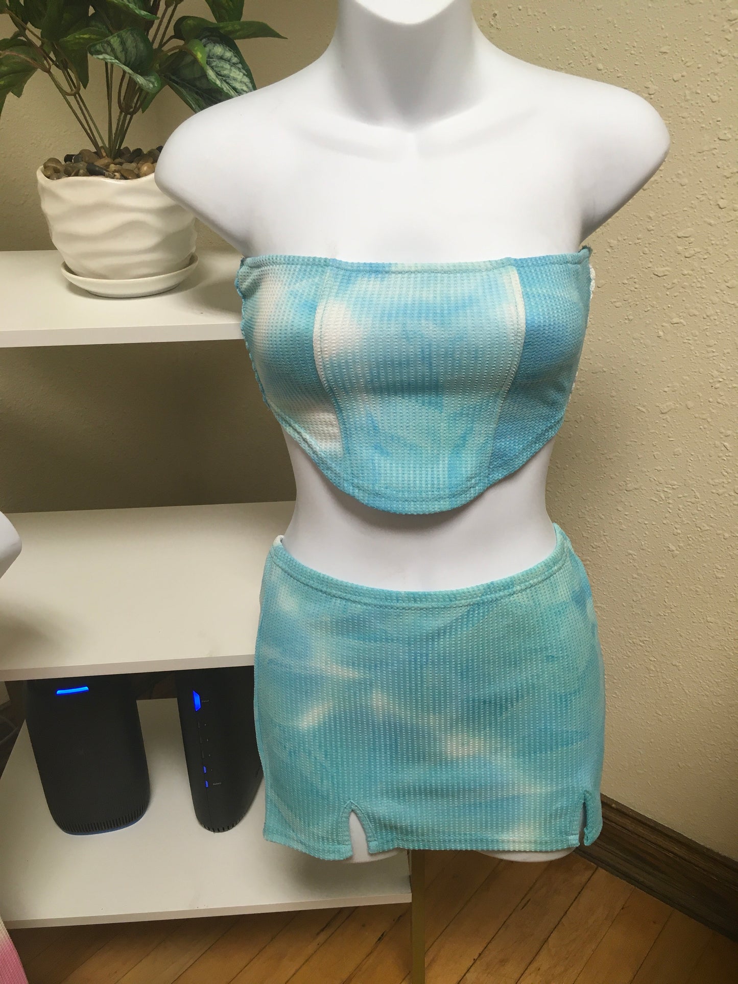 Blue washed skirt set