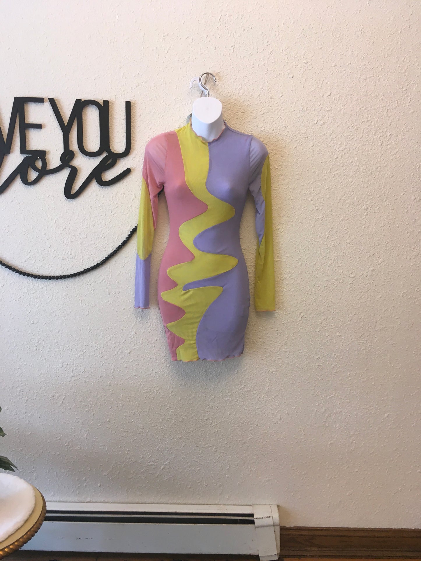 That 70s sleeved dress