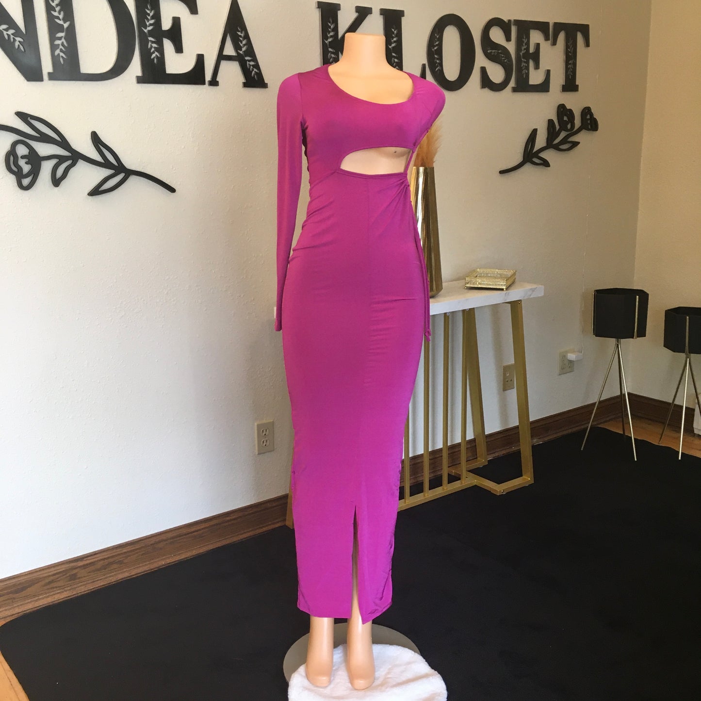 Fusia 1 sleeve dress