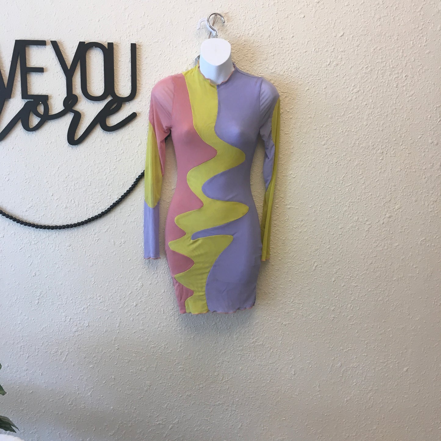 That 70s sleeved dress