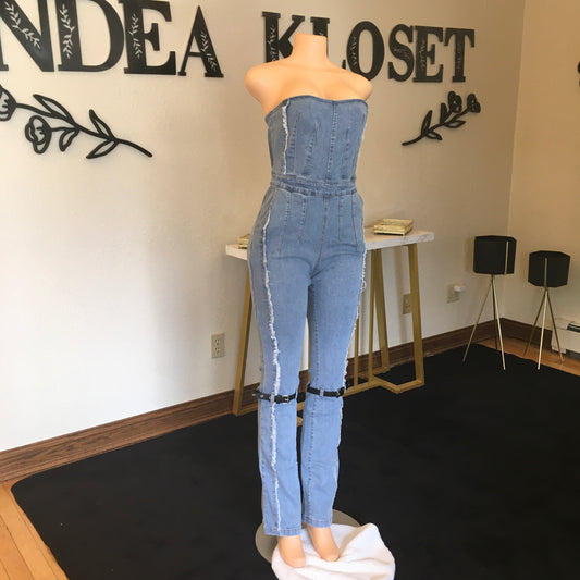 Denim jumper belted knee